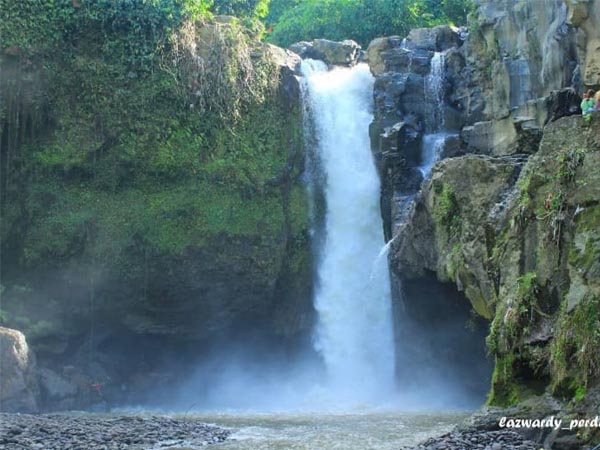 Air Terjun Tegenungan